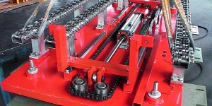 <p style="text-align: center;"><span style="color: #267fb0;">Macchine Speciali per l'Automazione industriale</span></p> 9 Stazione di centraggio